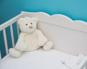 כמה עולה סט מצעים למיטת תינוק?