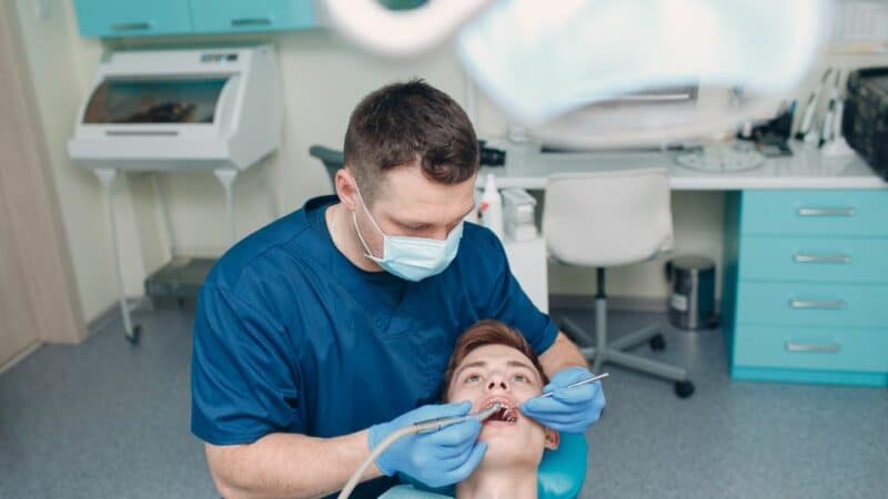 יישור שיניים מקצועי